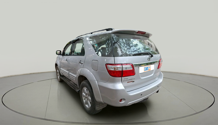 2011 Toyota Fortuner 3.0 4X4 MT, Diesel, Manual, 1,32,416 km, exterior