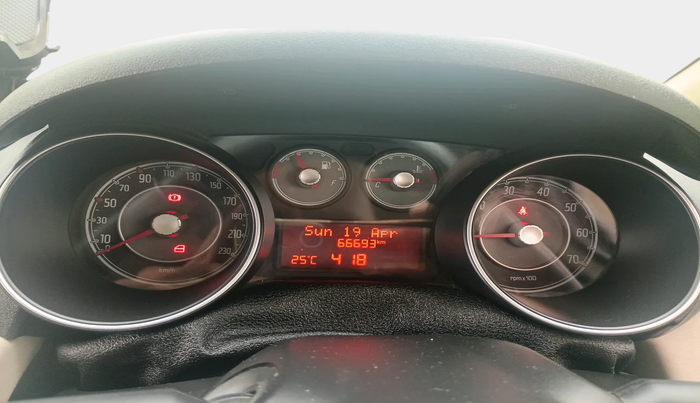 2015 Fiat Punto EVO EMOTION 1.3 MULTIJET, Diesel, Manual, 66,693 km, interior