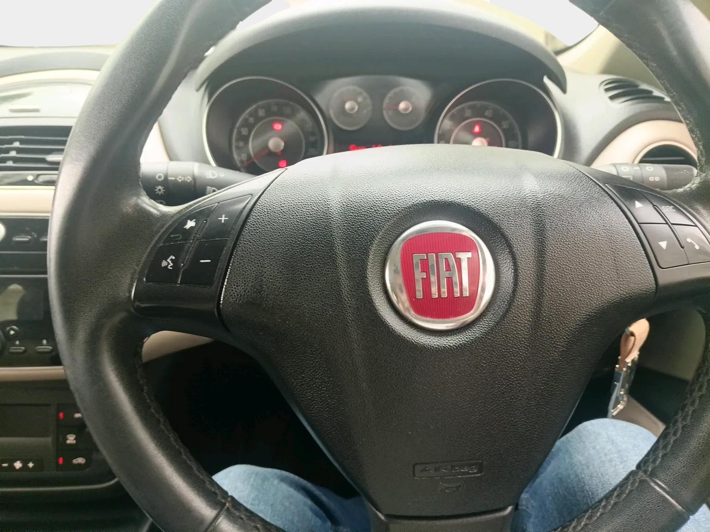2015 Fiat Punto EVO EMOTION 1.3 MULTIJET, Diesel, Manual, 66,693 km, interior