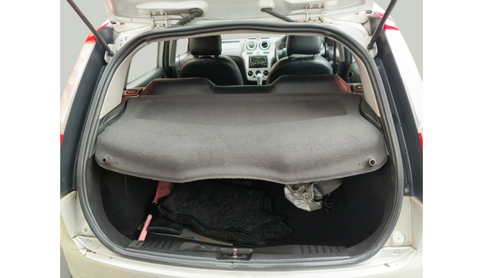 2011 Ford Figo ZXI 1.2 PETROL, Petrol, Manual, 1,17,317 km, exterior