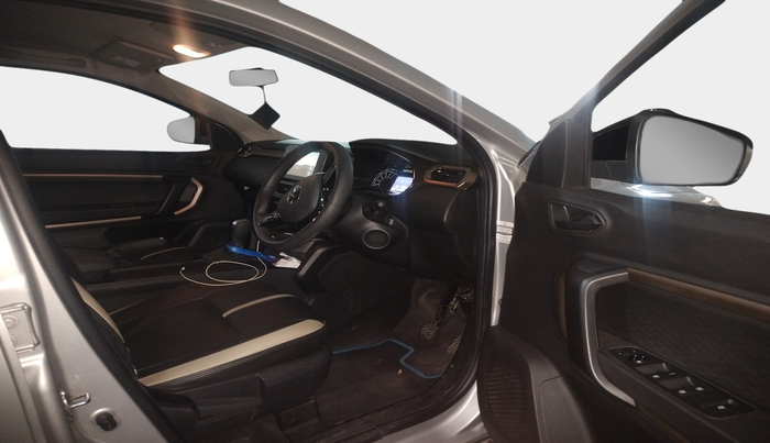 2022 Renault Kiger RXT AMT, Petrol, Automatic, 18,285 km, interior