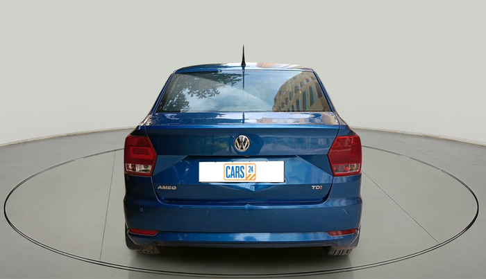2016 Volkswagen Ameo HIGHLINE1.5L, Diesel, Manual, 1,62,245 km, exterior