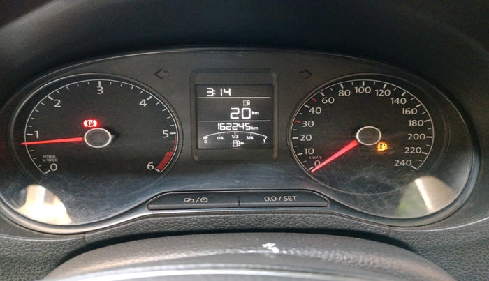 2016 Volkswagen Ameo HIGHLINE1.5L, Diesel, Manual, 1,62,245 km, interior