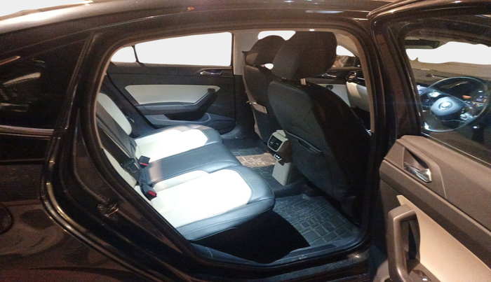 2022 Skoda SLAVIA STYLE 1.0L TSI AT, Petrol, Automatic, 37,798 km, interior