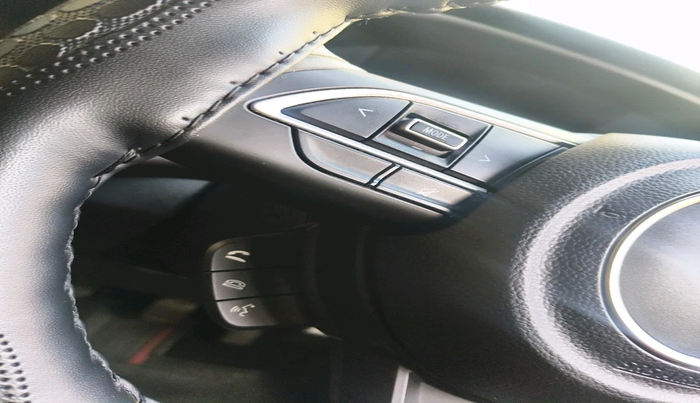 2022 Maruti BREZZA ZXI SMART HYBRID , Petrol, Manual, 36,420 km, interior