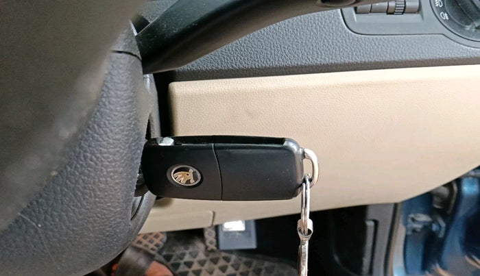 2017 Skoda Rapid STYLE 1.5 TDI AT, Diesel, Automatic, 1,02,798 km, interior