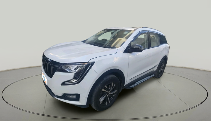 2023 Mahindra XUV700 AX 5 P MT 7 STR, Petrol, Manual, 20,884 km, exterior