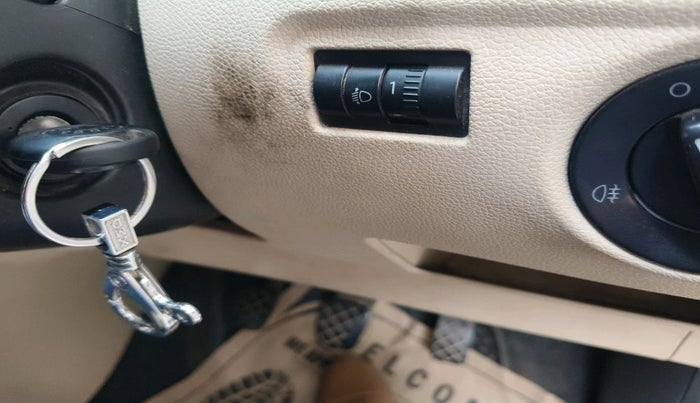 2011 Skoda Fabia AMBIENTE 1.2 MPI, Petrol, Manual, 89,488 km, interior