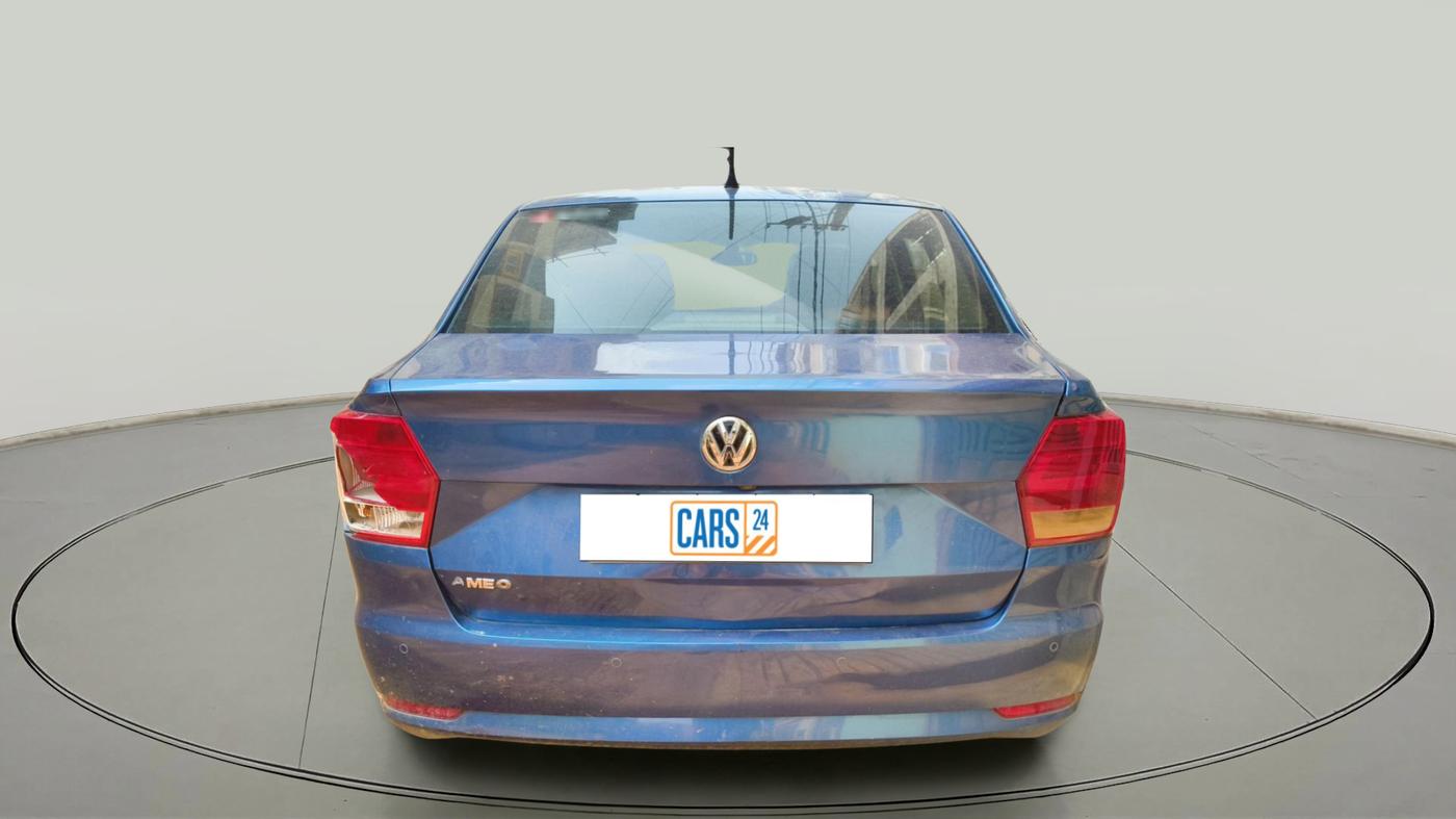 2016 Volkswagen Ameo HIGHLINE1.2L, Petrol, Manual, 1,00,126 km, exterior