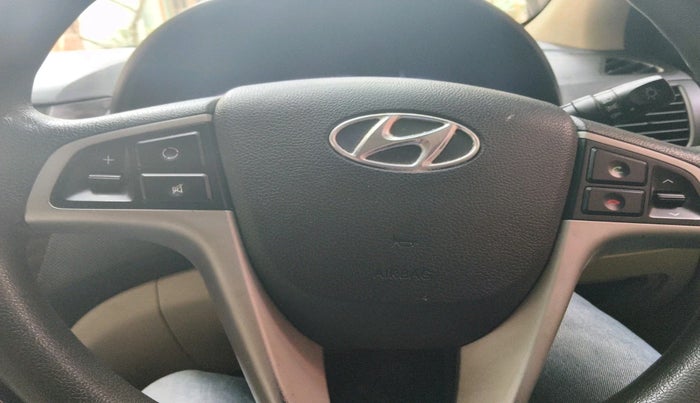 2013 Hyundai Verna FLUIDIC 1.6 VTVT SX, Petrol, Manual, 99,881 km, interior