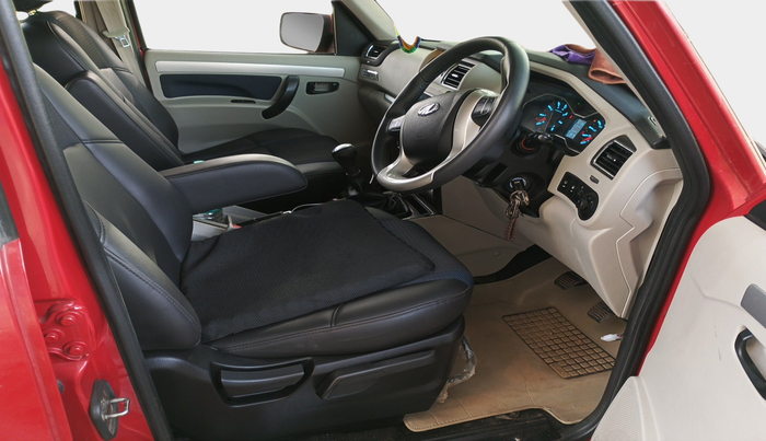 2022 Mahindra Scorpio S11 2WD, Diesel, Manual, 35,154 km, interior
