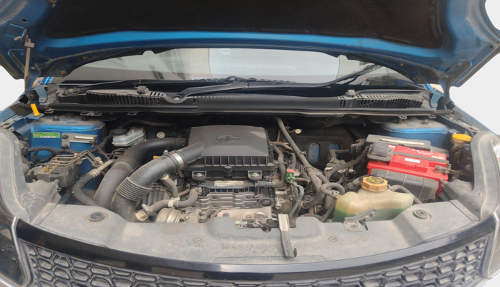 2017 Tata NEXON XM PETROL, Petrol, Manual, 67,925 km, exterior