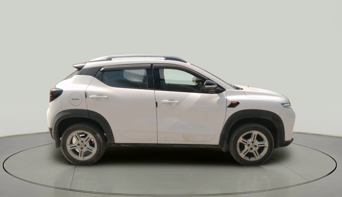 2022 Renault Kiger RXT AMT, Petrol, Automatic, 34,982 km, exterior