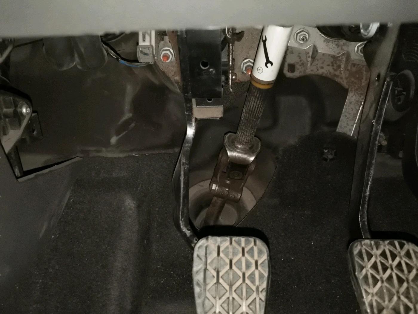 2014 Ford Ecosport TITANIUM 1.5L DIESEL (OPT), Diesel, Manual, 1,05,392 km, interior