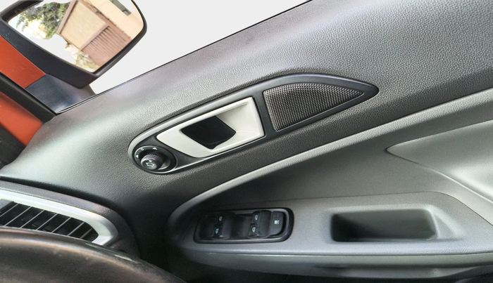 2014 Ford Ecosport TITANIUM 1.5L DIESEL (OPT), Diesel, Manual, 1,05,392 km, interior