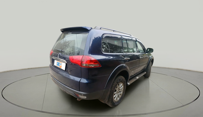 2015 Mitsubishi Pajero Sport 2.5 AT 4X2, Diesel, Automatic, 1,55,300 km, exterior