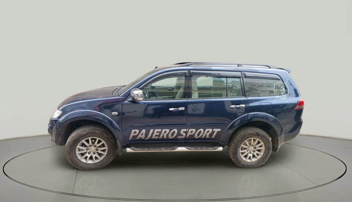 2015 Mitsubishi Pajero Sport 2.5 AT 4X2, Diesel, Automatic, 1,55,300 km, exterior