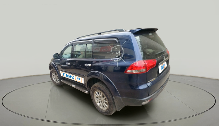 2015 Mitsubishi Pajero Sport 2.5 AT 4X2, Diesel, Automatic, 1,55,300 km, exterior