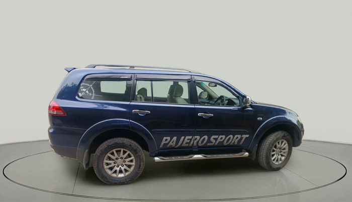 2015 Mitsubishi Pajero Sport 2.5 AT 4X2, Diesel, Automatic, 1,55,300 km, exterior