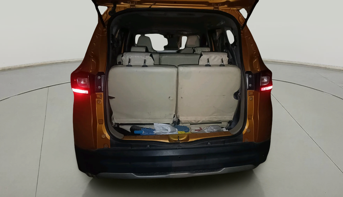 2021 Renault TRIBER RXZ, Petrol, Manual, 29,287 km, exterior