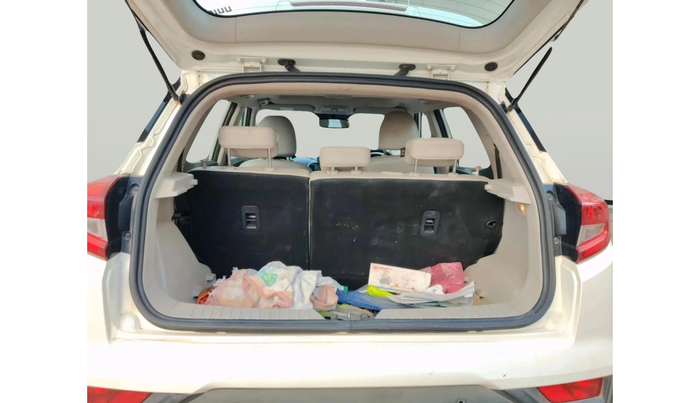 2020 Mahindra XUV300 W8 (O) 1.2 PETROL, Petrol, Manual, 96,634 km, exterior