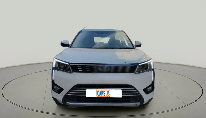 2020 Mahindra XUV300 W8 (O) 1.2 PETROL, Petrol, Manual, 96,634 km, exterior