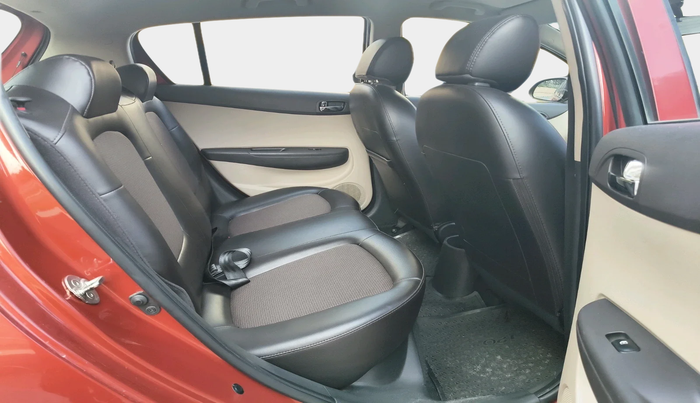 2013 Hyundai i20 MAGNA (O) 1.2, Petrol, Manual, 32,357 km, interior