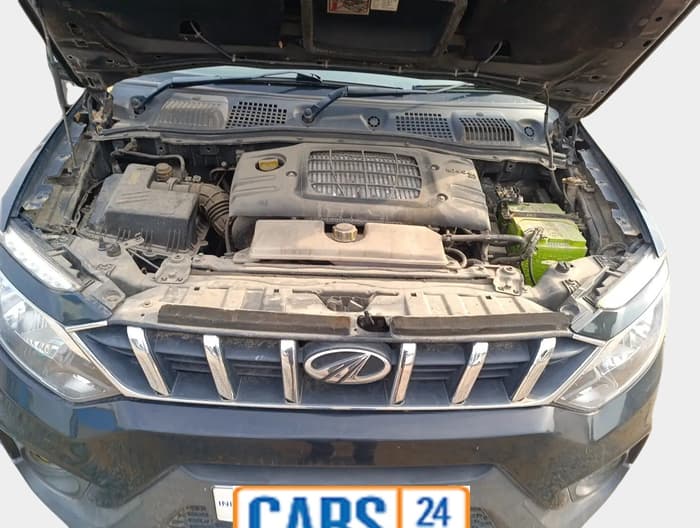 2016 Mahindra NUVOSPORT N6 AMT, Diesel, Automatic, 74,109 km, exterior