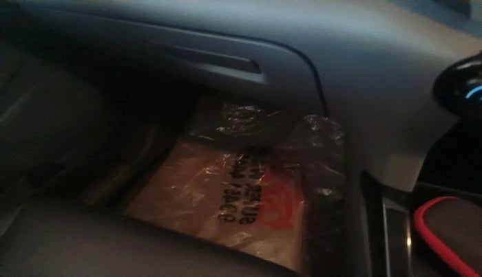 2014 Ford Ecosport TITANIUM 1.5L DIESEL (OPT), Diesel, Manual, 1,03,687 km, interior