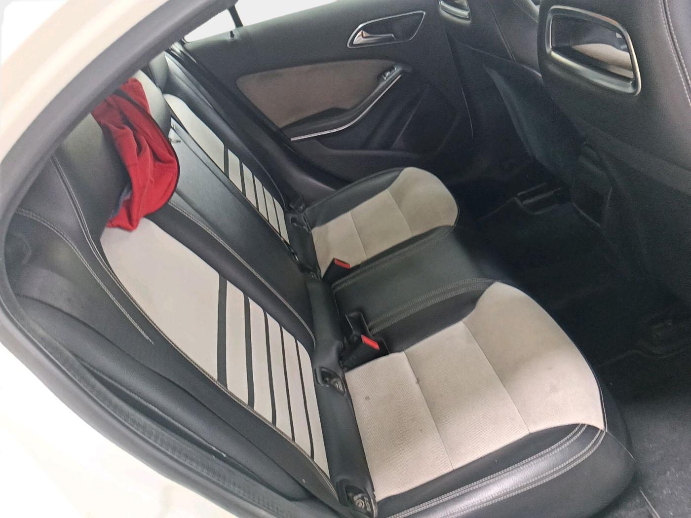 2013 Mercedes Benz A Class A180 CDI STYLE, Diesel, Automatic, 85,784 km, interior