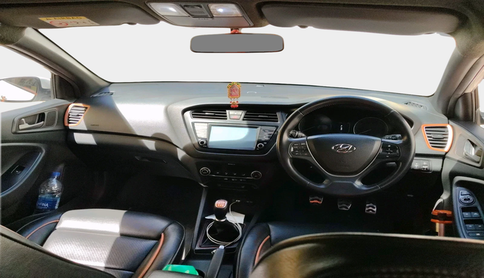 2017 Hyundai i20 Active 1.2 SX, Petrol, Manual, 71,482 km, interior