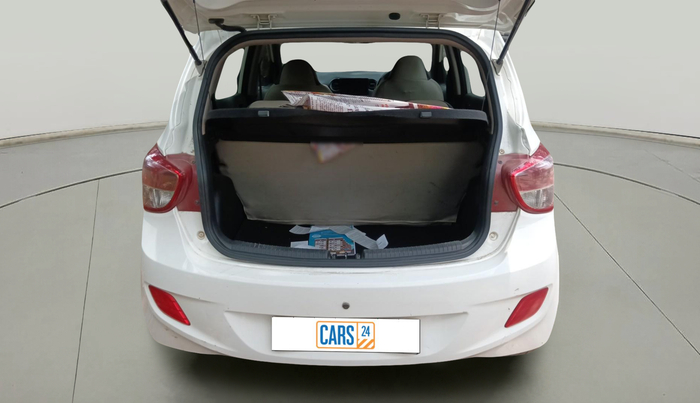 2015 Hyundai Grand i10 MAGNA 1.2 KAPPA VTVT, Petrol, Manual, 1,22,920 km, exterior