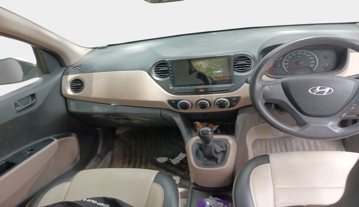 2015 Hyundai Grand i10 MAGNA 1.2 KAPPA VTVT, Petrol, Manual, 1,22,920 km, interior