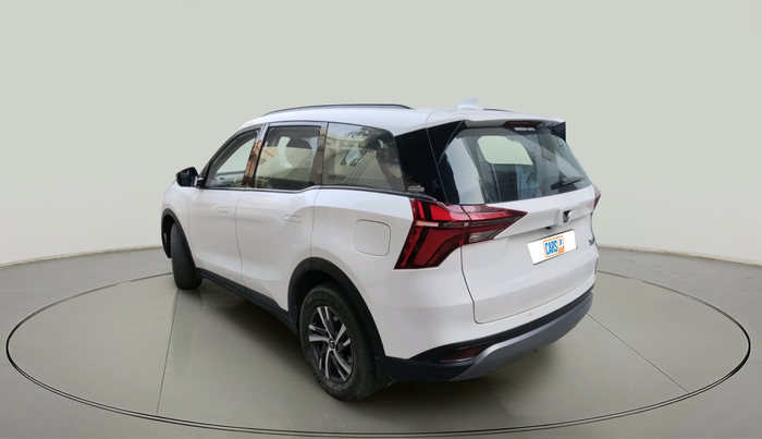 2022 Mahindra XUV700 AX 5 D AT 5 STR, Diesel, Automatic, 77,835 km, exterior