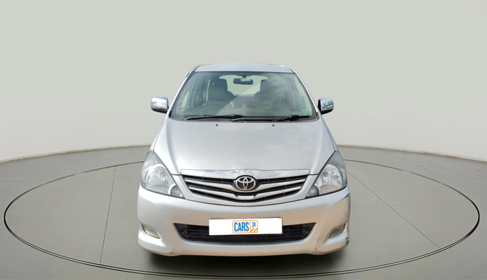 2011 Toyota Innova V 2.5 7 STR, Diesel, Manual, 2,09,183 km, exterior