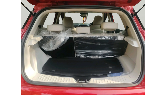 2022 Mahindra XUV300 W8 (O) 1.5 DIESEL AMT, Diesel, Automatic, 23,495 km, exterior