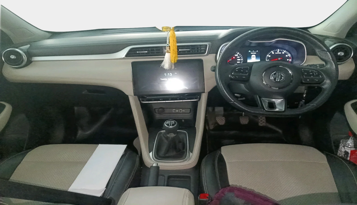 2022 MG ASTOR STYLE 1.5 MT, Petrol, Manual, 24,347 km, interior