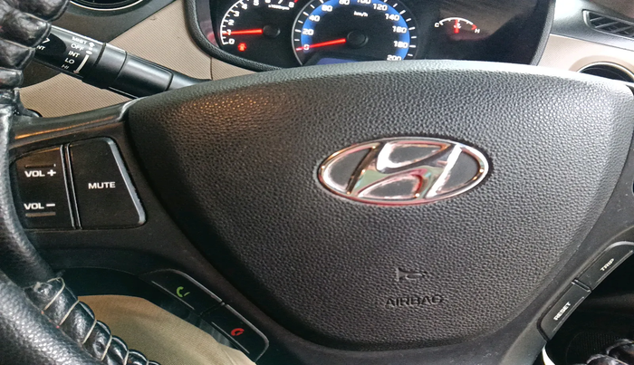 2016 Hyundai Xcent SX 1.2 (O), Petrol, Manual, 82,460 km, interior