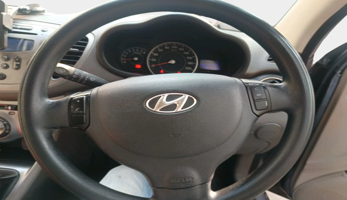 2013 Hyundai i10 SPORTZ 1.2, Petrol, Manual, 41,917 km, interior