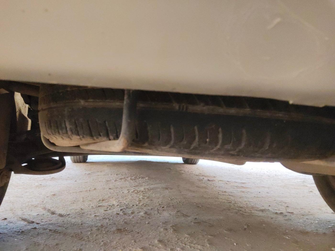 2013 Maruti Ertiga VDI, Diesel, Manual, 93,184 km, tyre