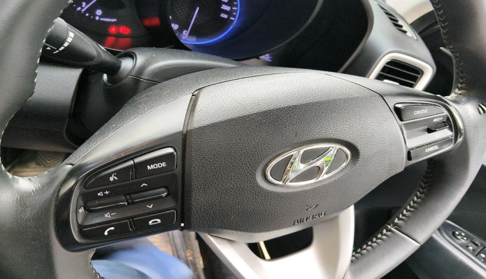 2019 Hyundai VENUE SX 1.4 CRDI, Diesel, Manual, 82,340 km, interior