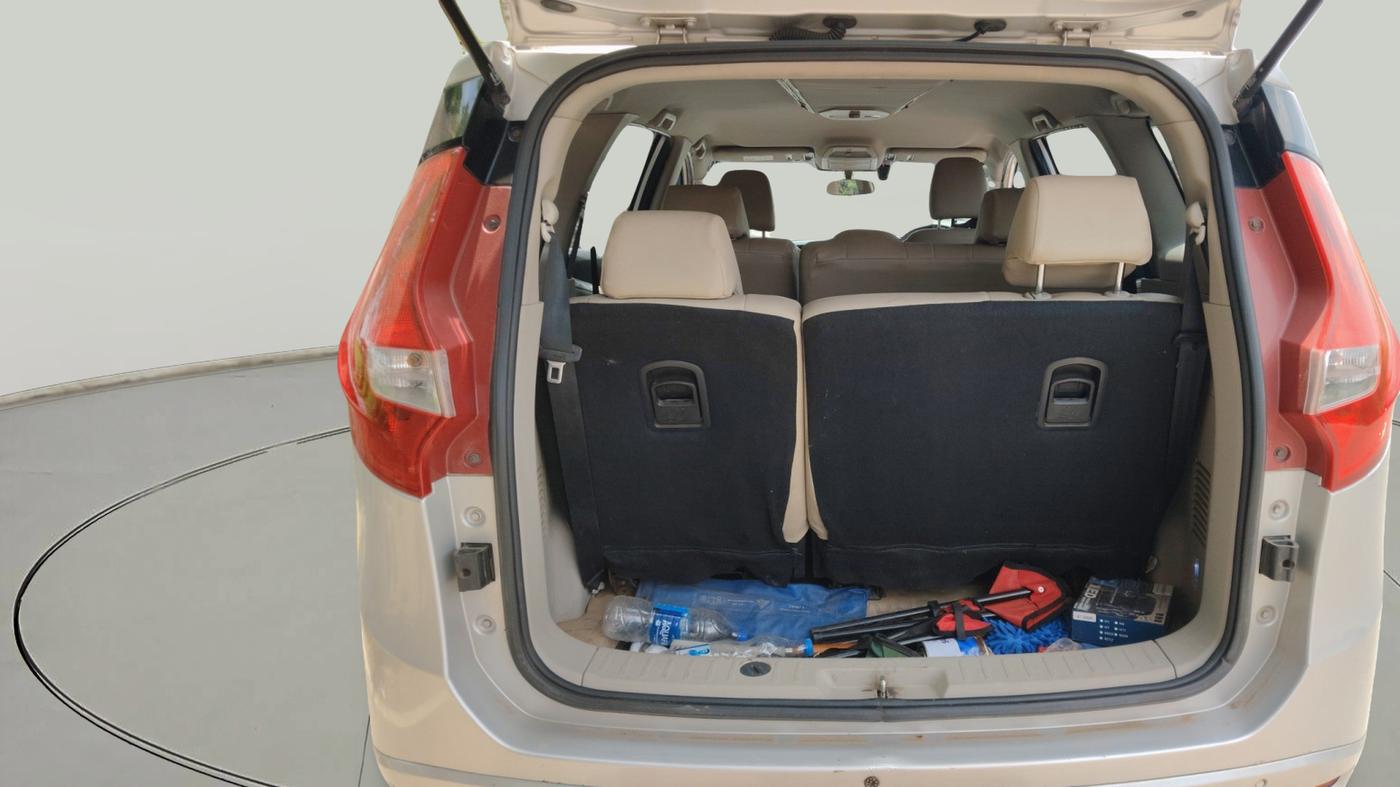2018 Mahindra MARAZZO M6 8 STR, Diesel, Manual, 1,49,950 km, exterior