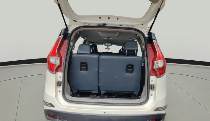 2019 Mahindra MARAZZO M2 8 STR, Diesel, Manual, 2,02,739 km, exterior