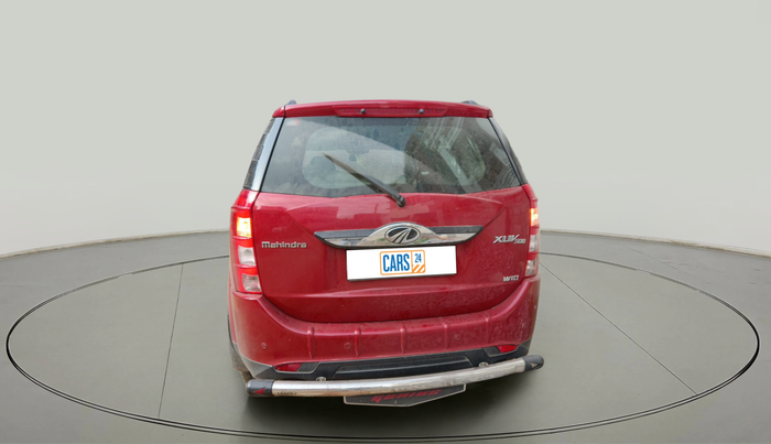 2015 Mahindra XUV500 W10, Diesel, Manual, 1,22,331 km, exterior
