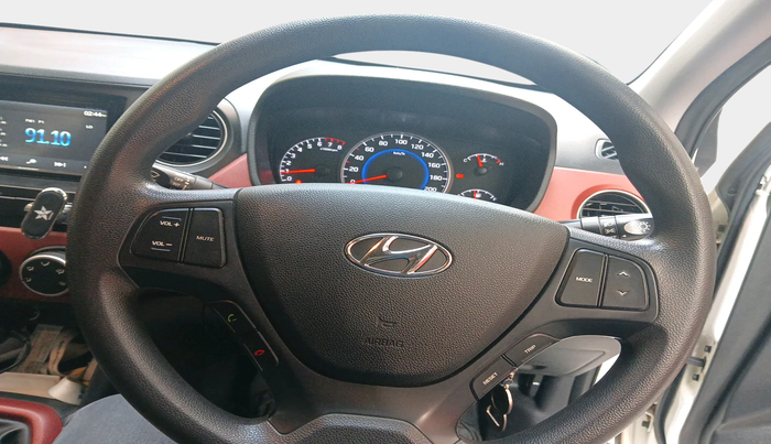 2017 Hyundai Grand i10 MAGNA 1.2 KAPPA VTVT, Petrol, Manual, 36,384 km, interior