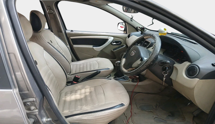 2015 Nissan Terrano XL D PLUS, Diesel, Manual, 1,97,621 km, interior