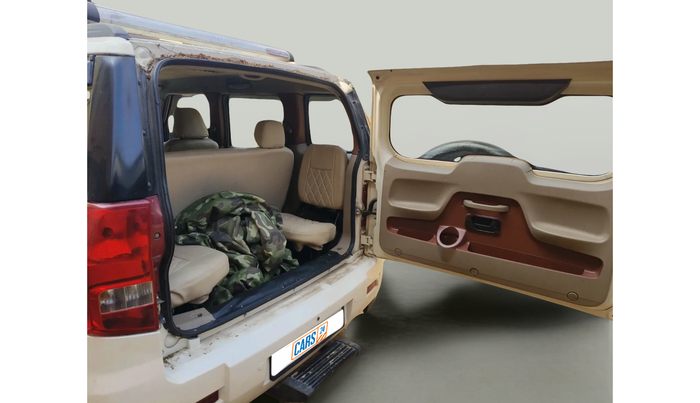 2016 Mahindra TUV300 T8, Diesel, Manual, 52,473 km, exterior