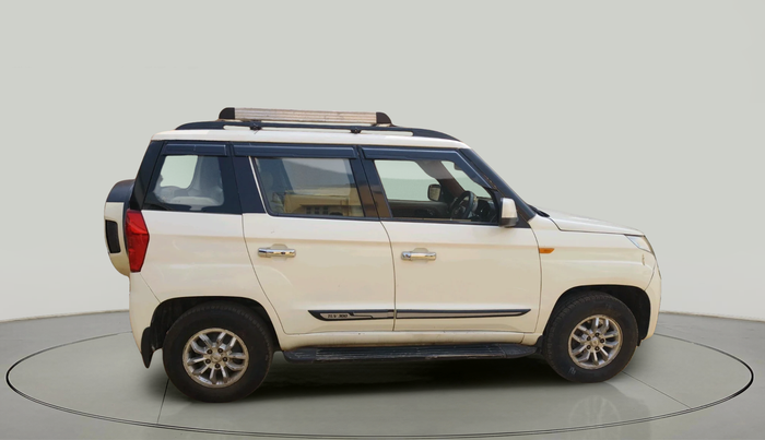 2016 Mahindra TUV300 T8, Diesel, Manual, 52,473 km, exterior