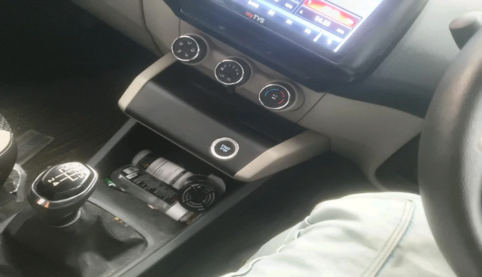 2022 Renault TRIBER RXZ, Petrol, Manual, 17,033 km, interior