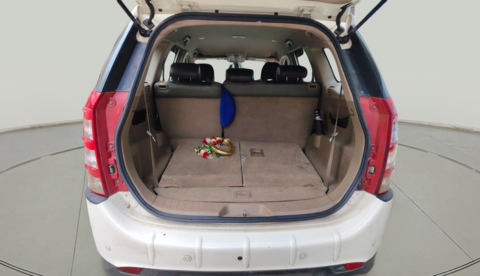 2012 Mahindra XUV500 W8, Diesel, Manual, 28,532 km, exterior